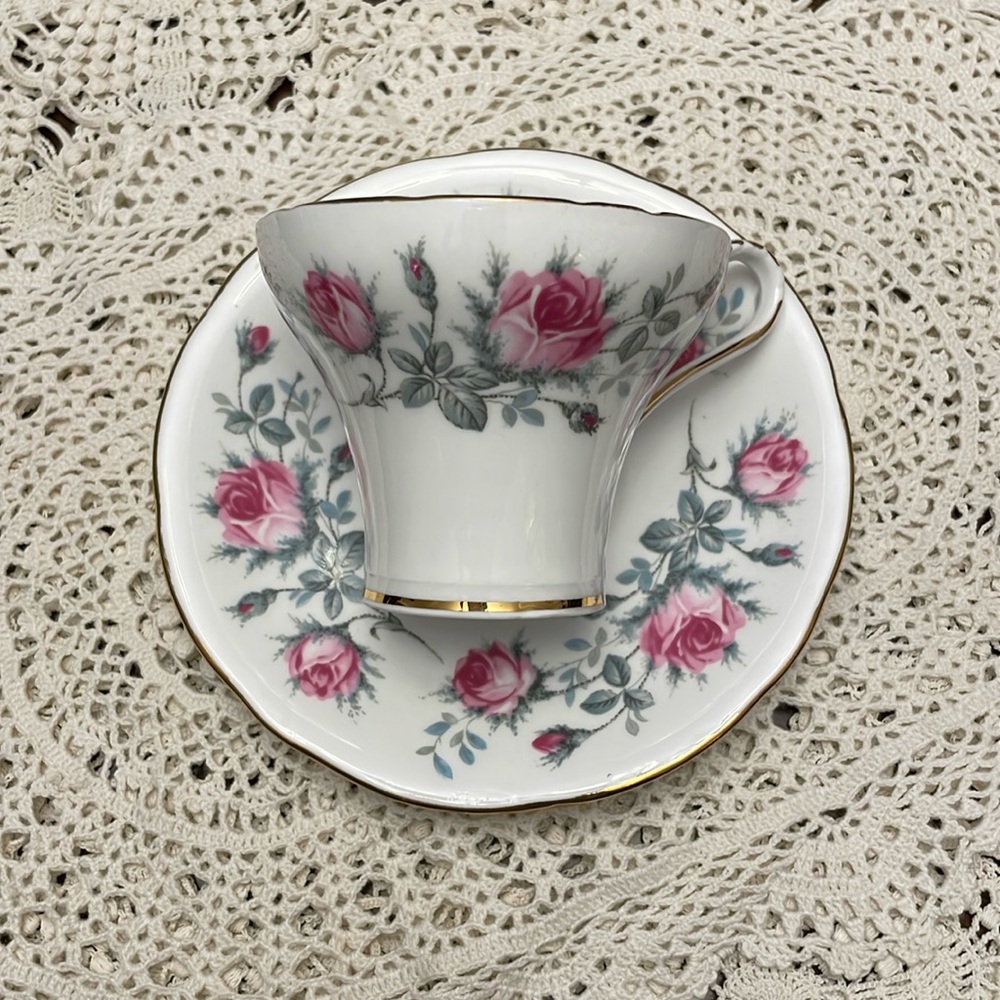 Aynsley Corset Shape Pink Roses